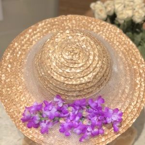 Straw sun hat